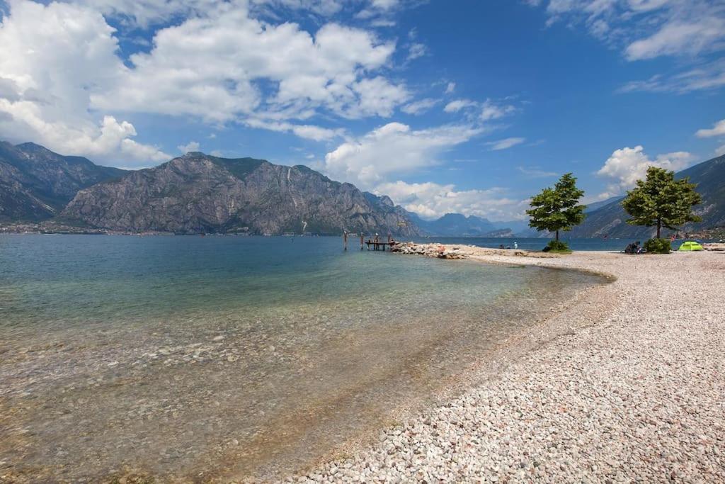 Il Frantoio A Monte-Vicino Al Lago Malcesine Esterno foto