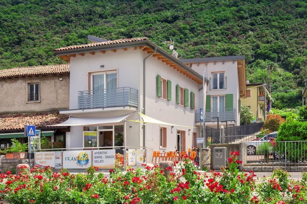 Il Frantoio A Monte-Vicino Al Lago Malcesine Esterno foto